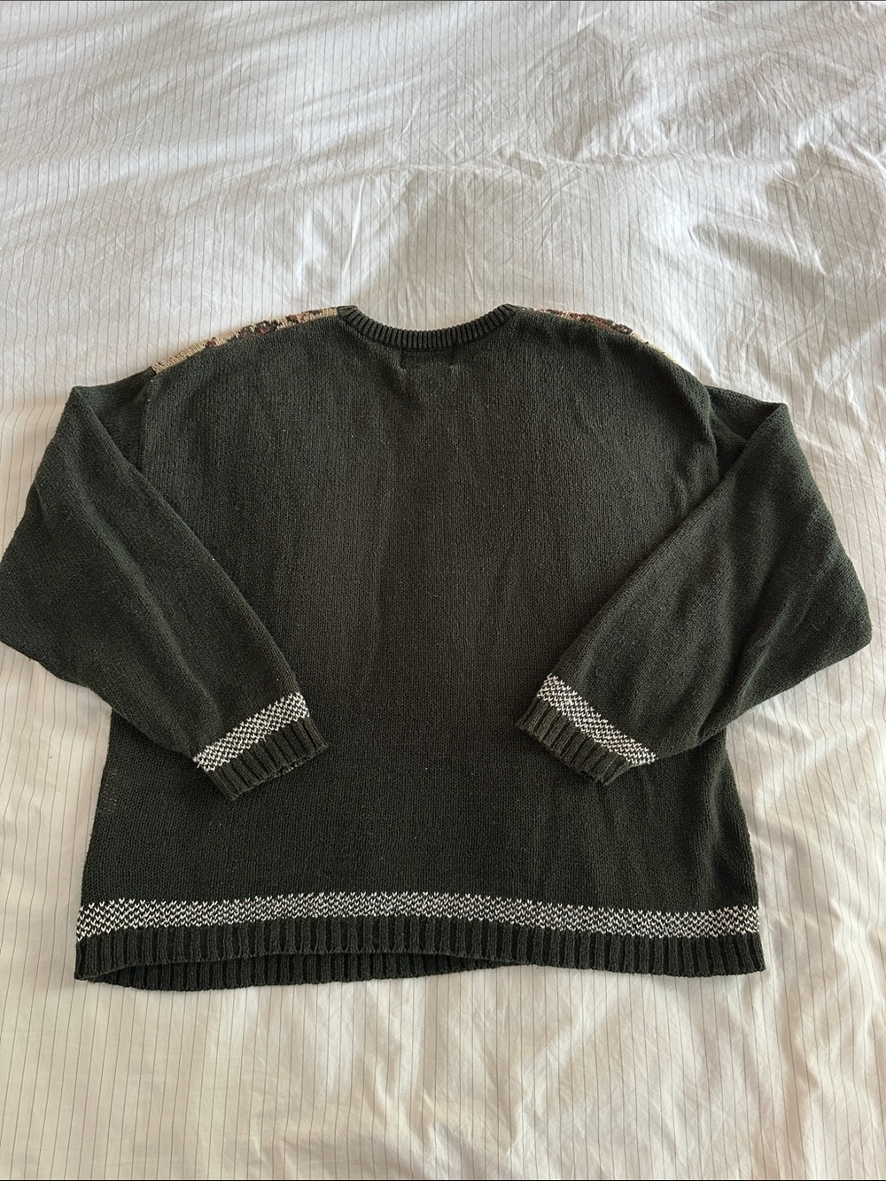 Vintage Woolrich - Forest Green Sheep-Pattern Crewneck Sweater - Picture 3 of 5